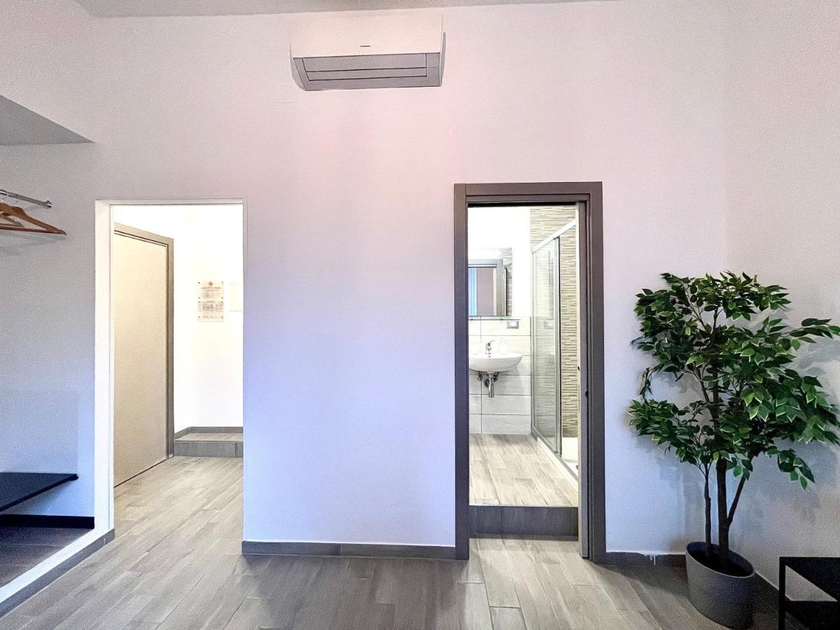 Colosseum Guest House روما المظهر الخارجي الصورة